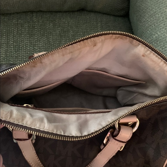 Michael Kors Grayson Satchel - Picture 16 of 16